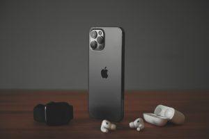 iPhone 18 Pro ouverture variable module photo capteur Samsung Apple 2026